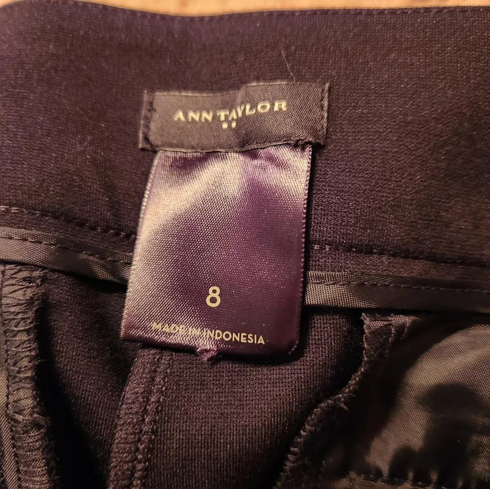 Ann Taylor size 8 black pants - Picture 3 of 5